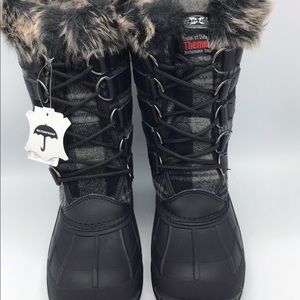 Plaid Waterproof Plaid Snow Boots!